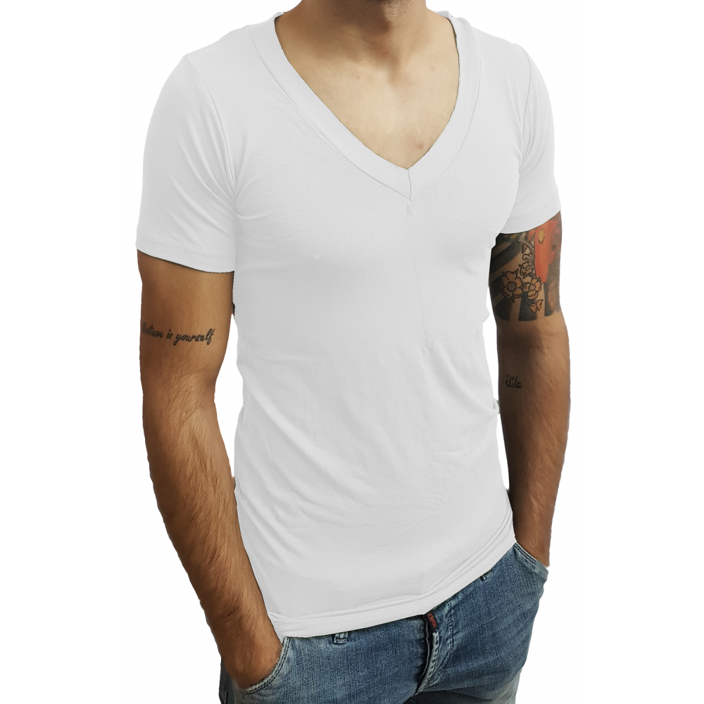 camiseta preta masculina gola v