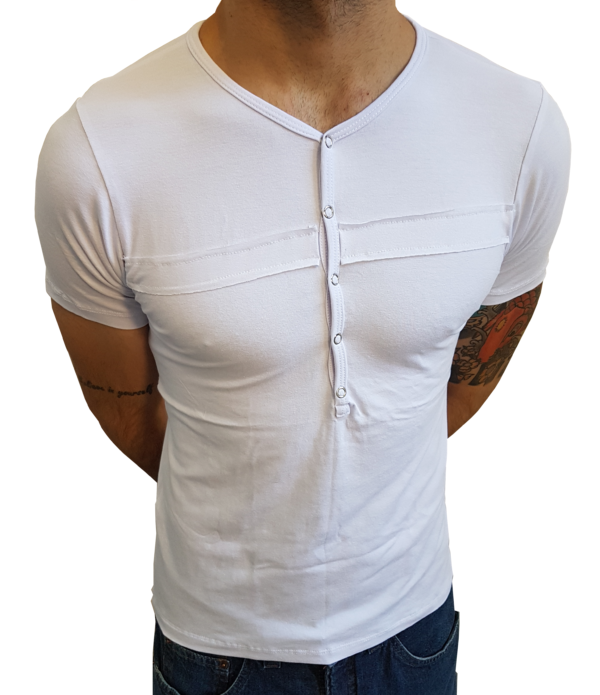 Camiseta Básica Masculina Com Botão e Detalhe Manga Curta